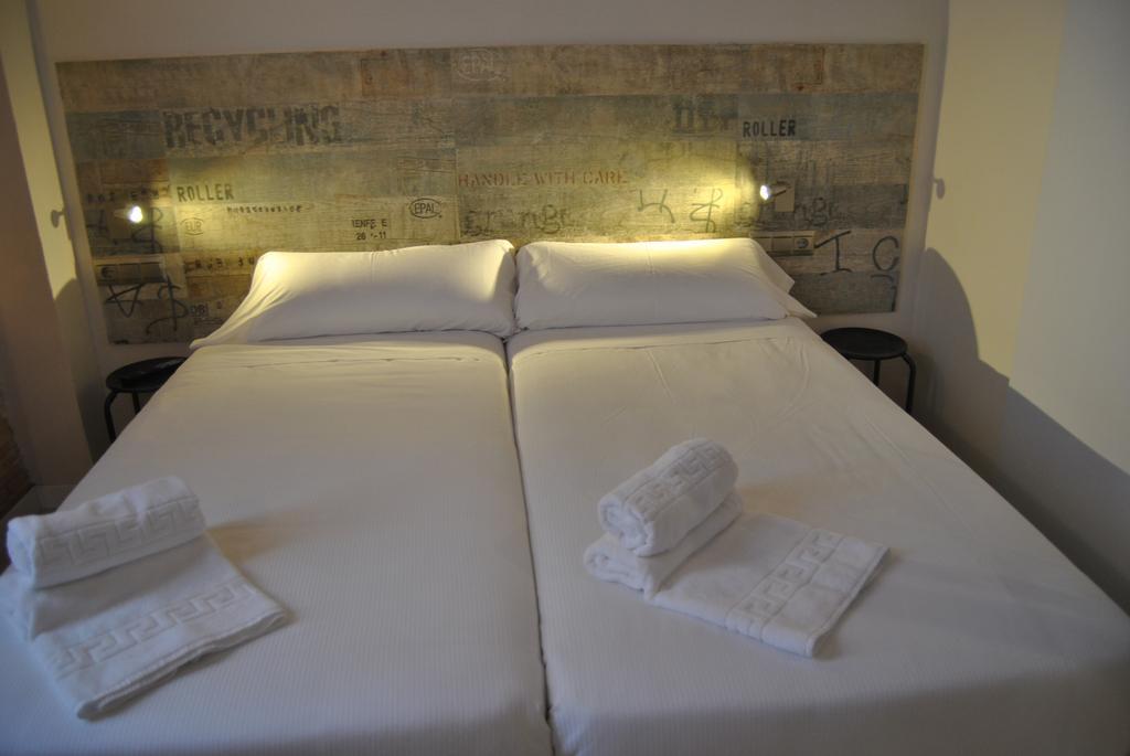 Sweet Otel Valencia Room photo